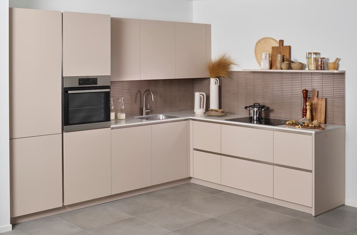 Geniet in een nieuwe keuken en profiteer van gratis montage