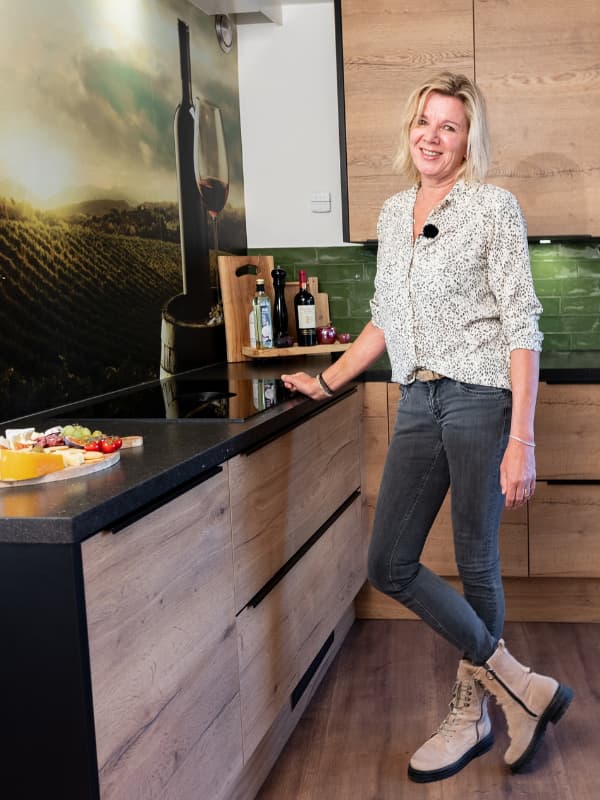 Houten keuken met Bora kookplaat