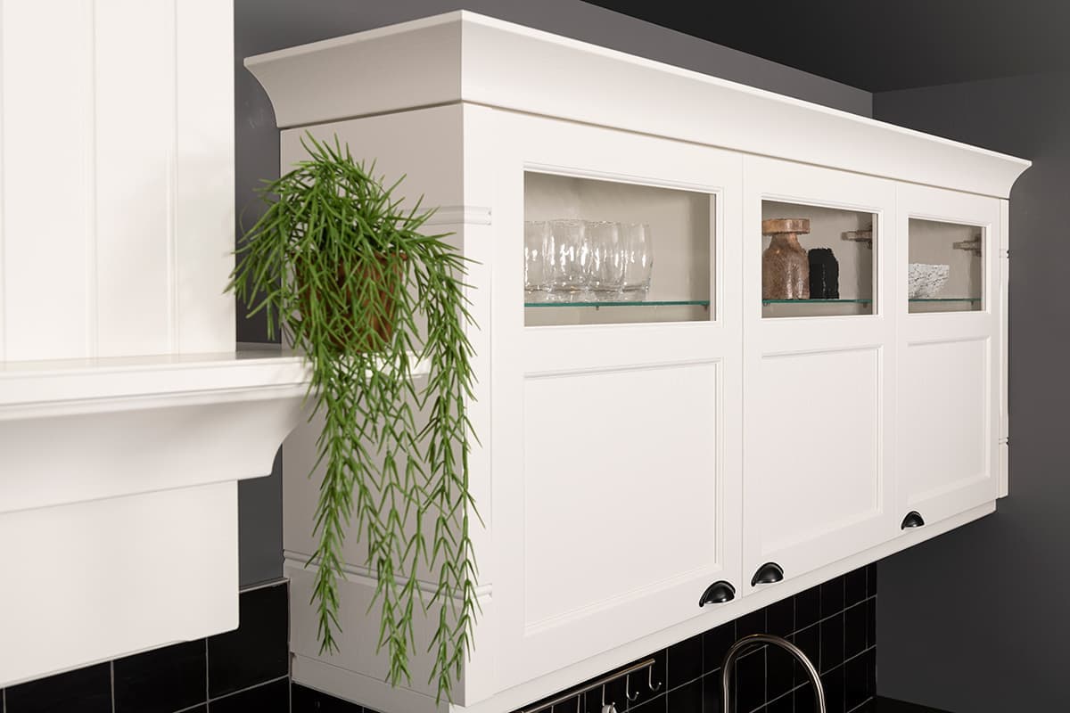 Klassieke bovenkasten in de keuken