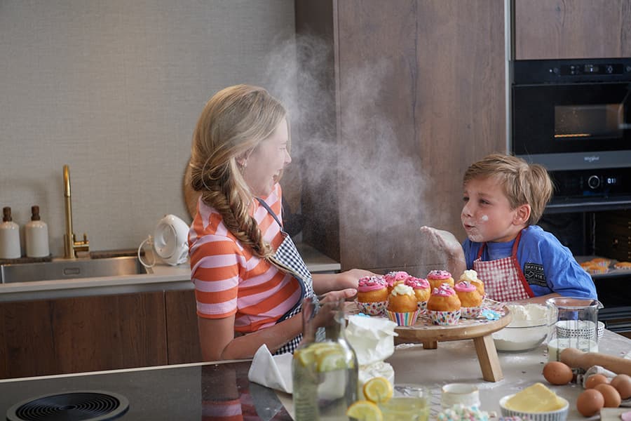 Kinderen in de keuken
